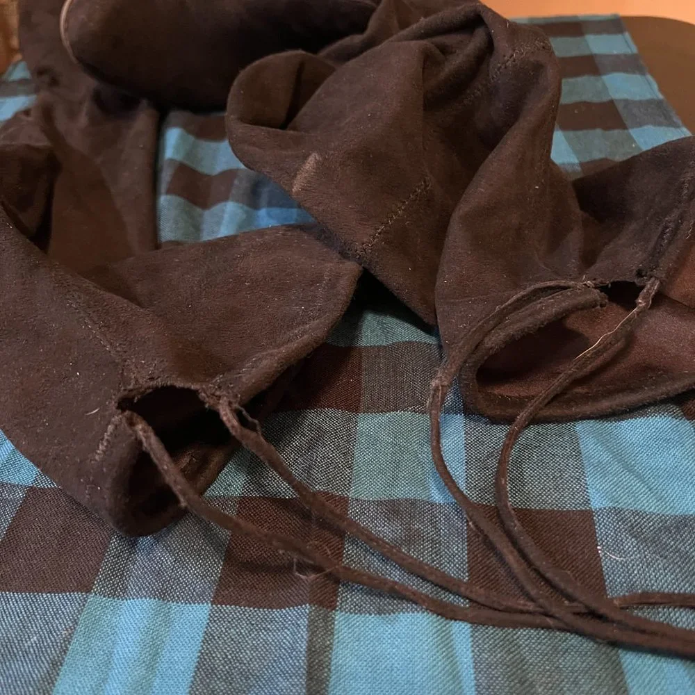 Unisa Faux suede size 9 over the knee boots